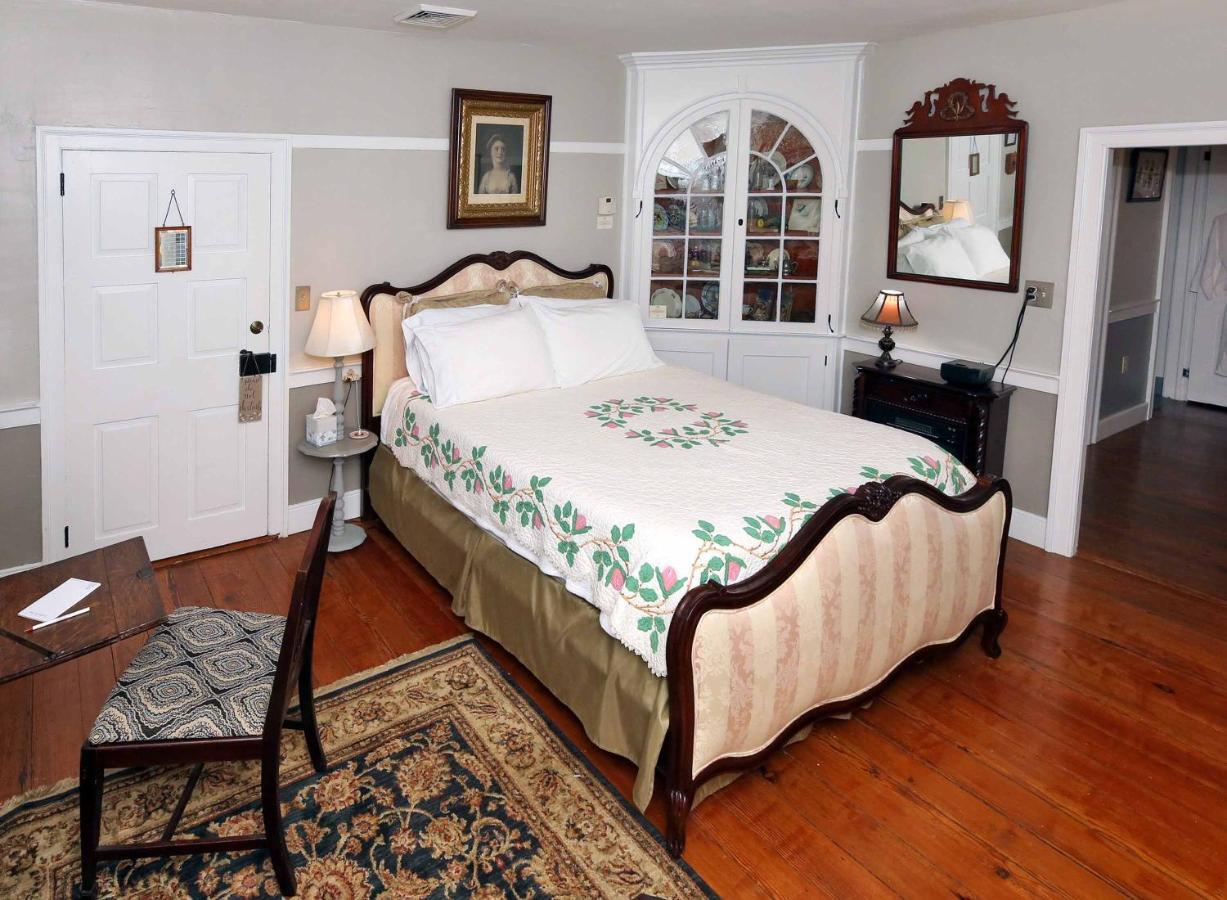 Hertzog Homestead Bed&Breakfast Ephrata Eksteriør bilde